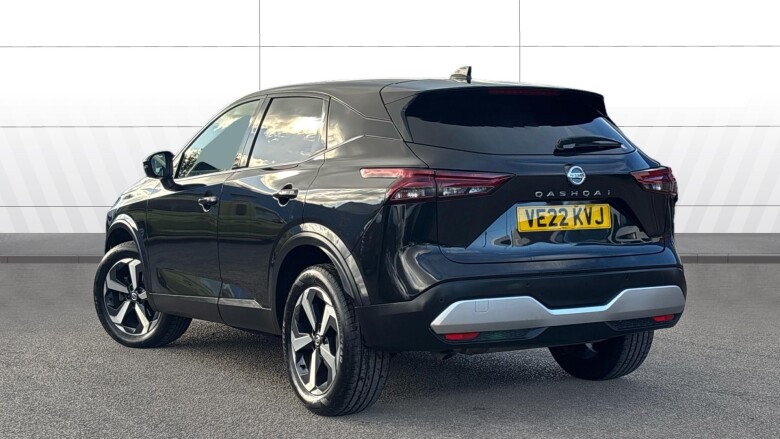 Nissan Qashqai 1.3 DiG-T MH N-Connecta 5dr Petrol Hatchback